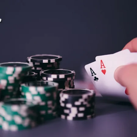 Khám phá cách Bluff trong Poker giúp thắng nhiều Pot hơn
